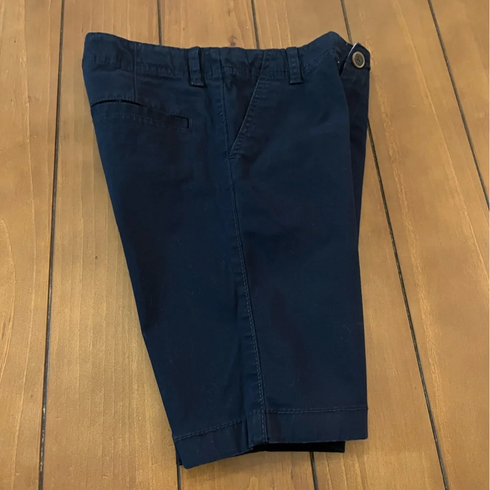 NWOT OshKosh B’gosh Adjustable Waistband Stretch Chino Uniform Shorts Size 8
